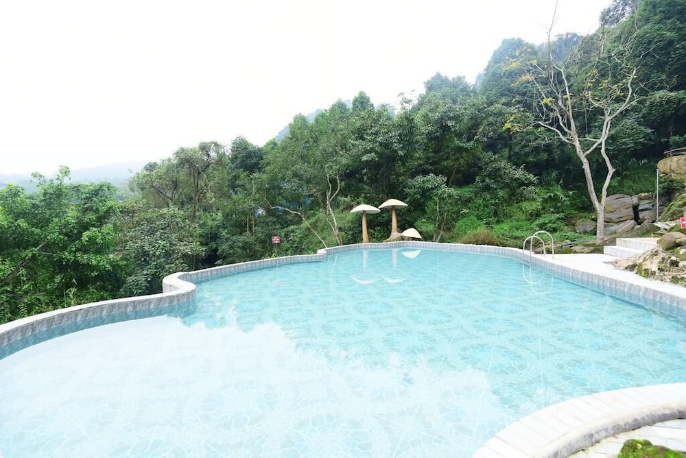 Paragon Resort