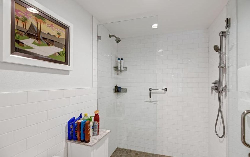 Cozy Condo w Heated Pool 1 Hr to Joshua Tree NP