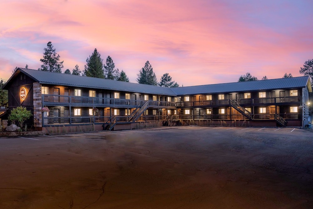Mccall Vacations - The Nordic Inn - Property Image 1