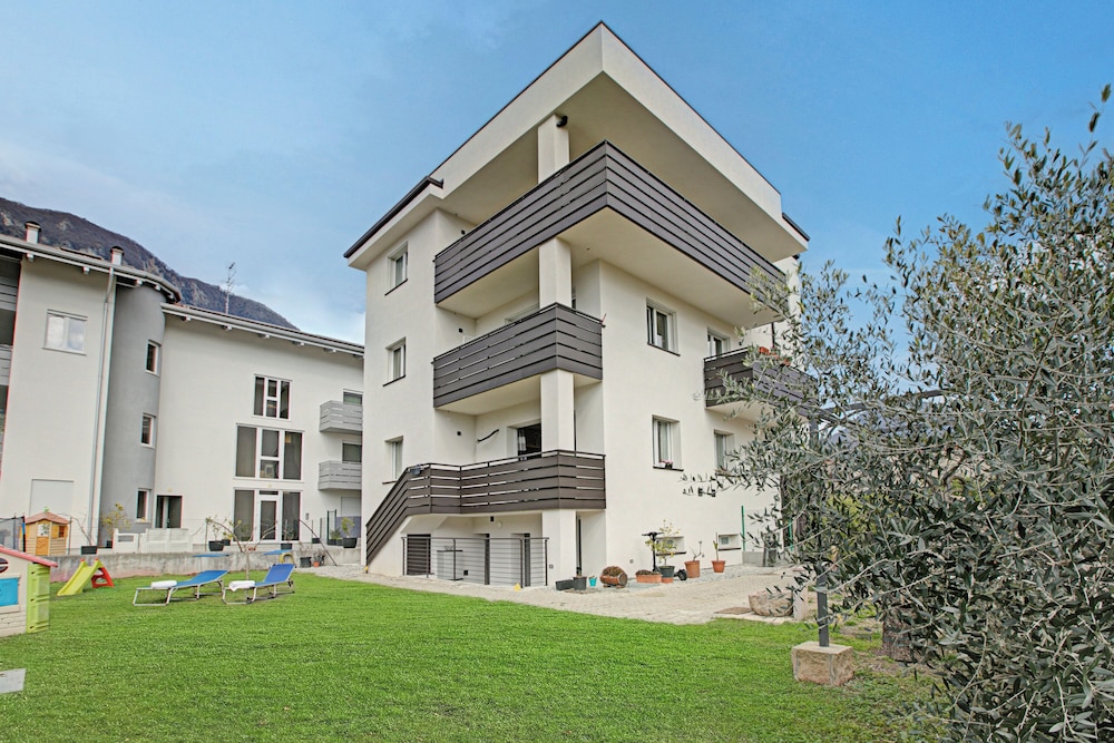 Thomas's House