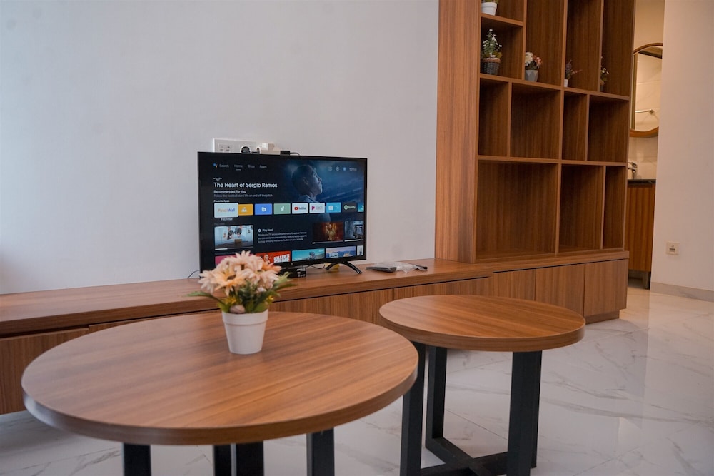 Good Choice And Homey 2Br Apartment At Sky House Bsd