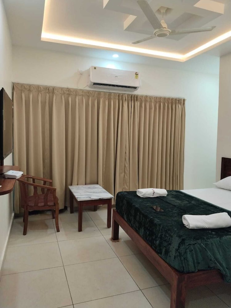 Prestige Palace