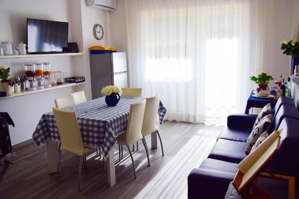 La Marina B&B