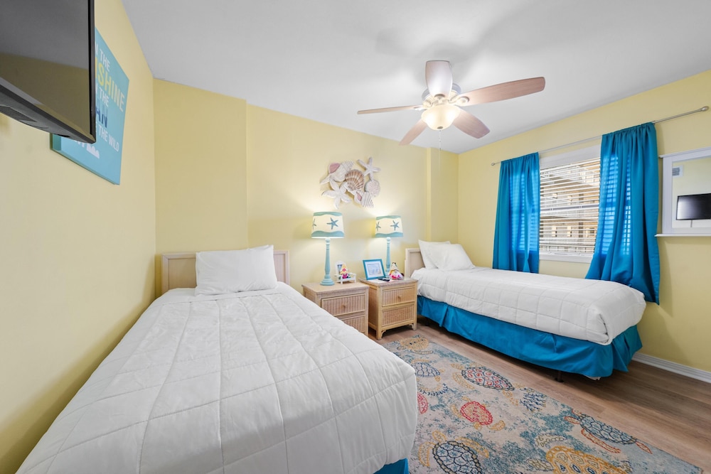 Seaside Beach & Racquet 4507