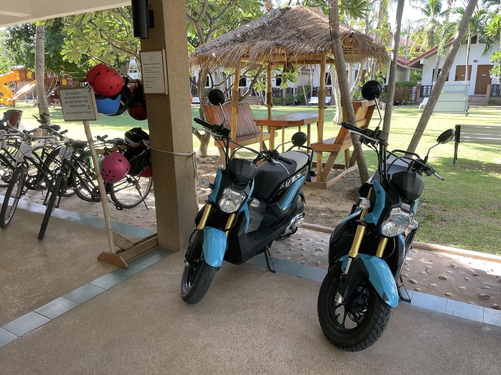 Dolphin Bay Beach Resort