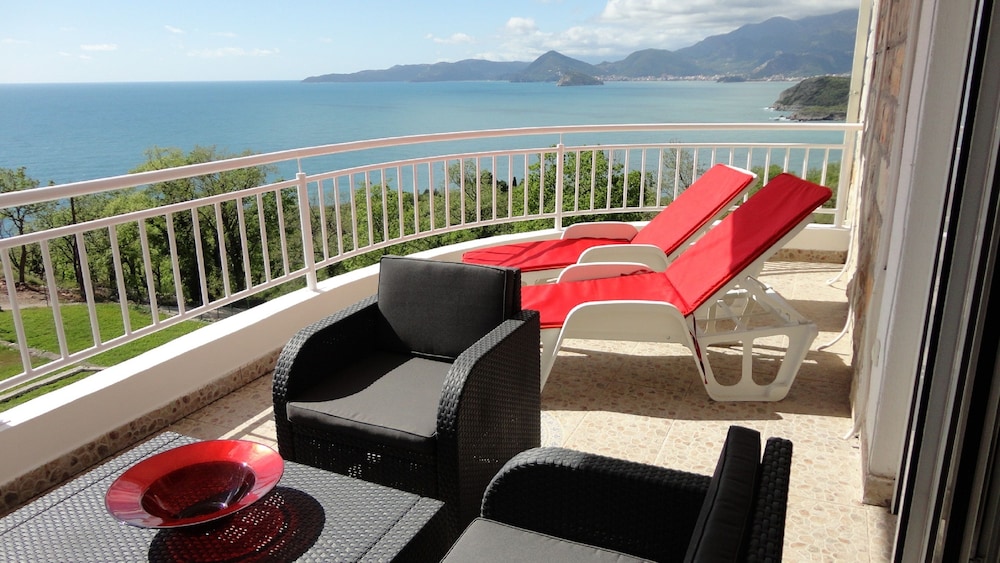 Sunset Residence