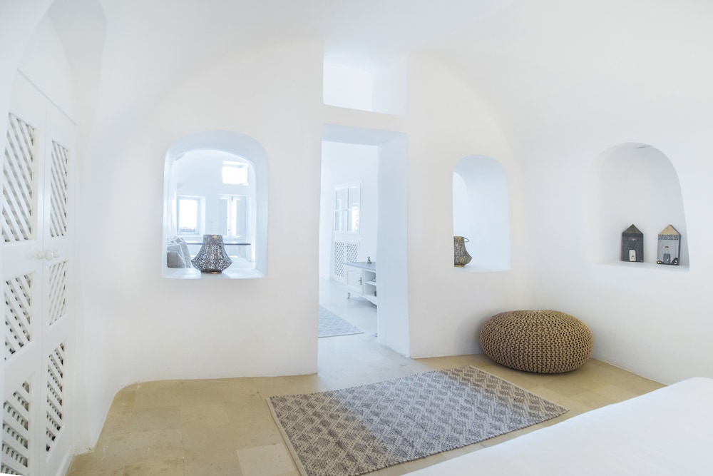 Anemi House & Villas