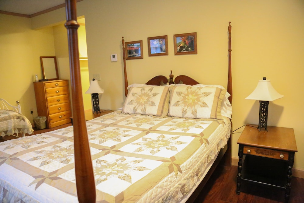 Plymouth Vacations - Salt Ash Inn - Property Image 16