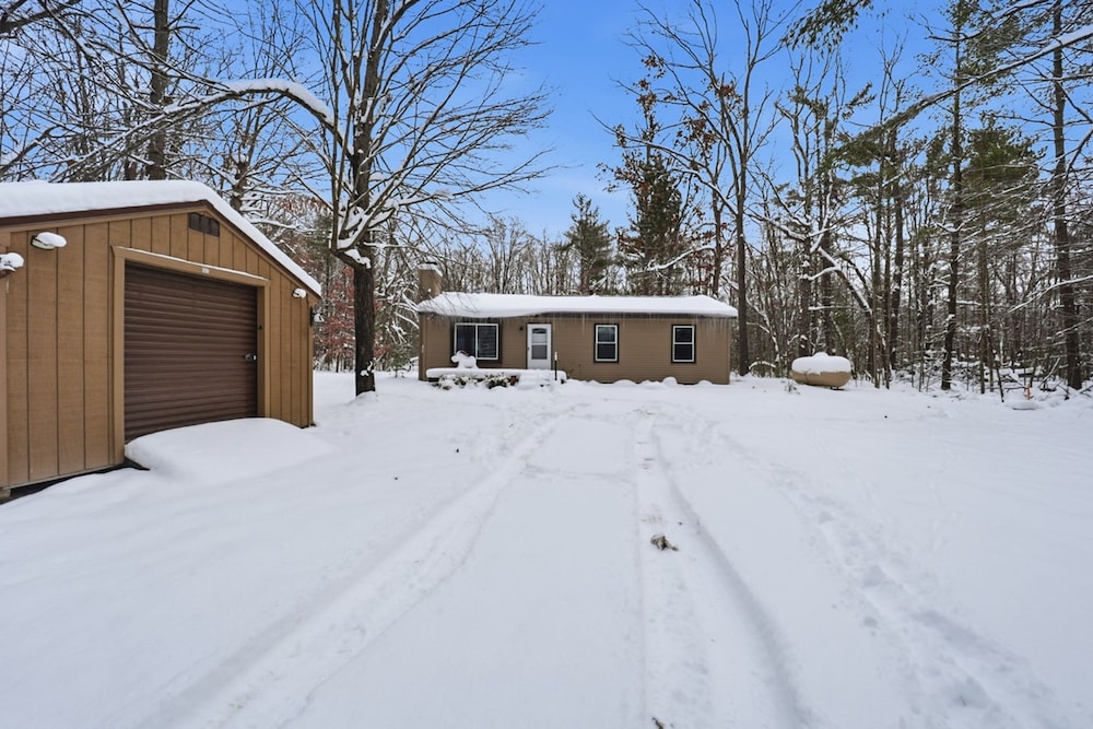 Lewiston Landing: Cozy Lake Access Getaway 3 Bedroom Home