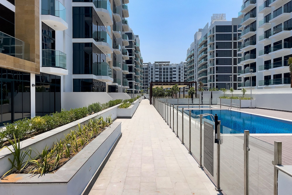 New Stylish Studio in Azizi Riviera
