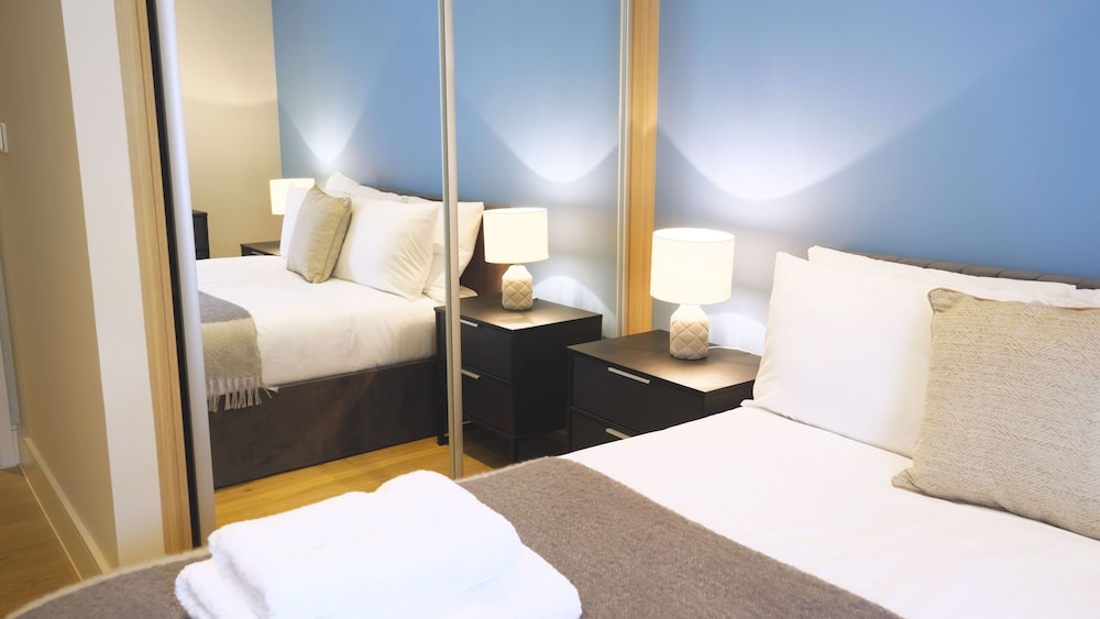Accomodo London Southbank - Spacious & Elegant Apartments near Big Ben & London Eye