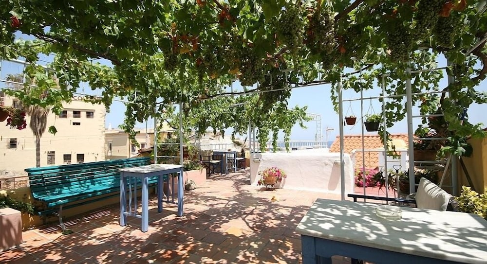 Nostos Hotel 63