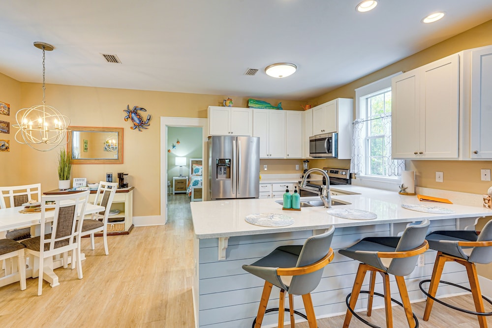 Poolside Fun + Ocean Strolls: Port St Joe Retreat!