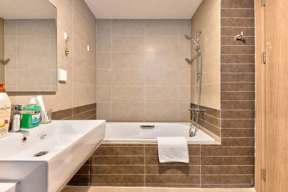 RiverGate Apartment View Residence