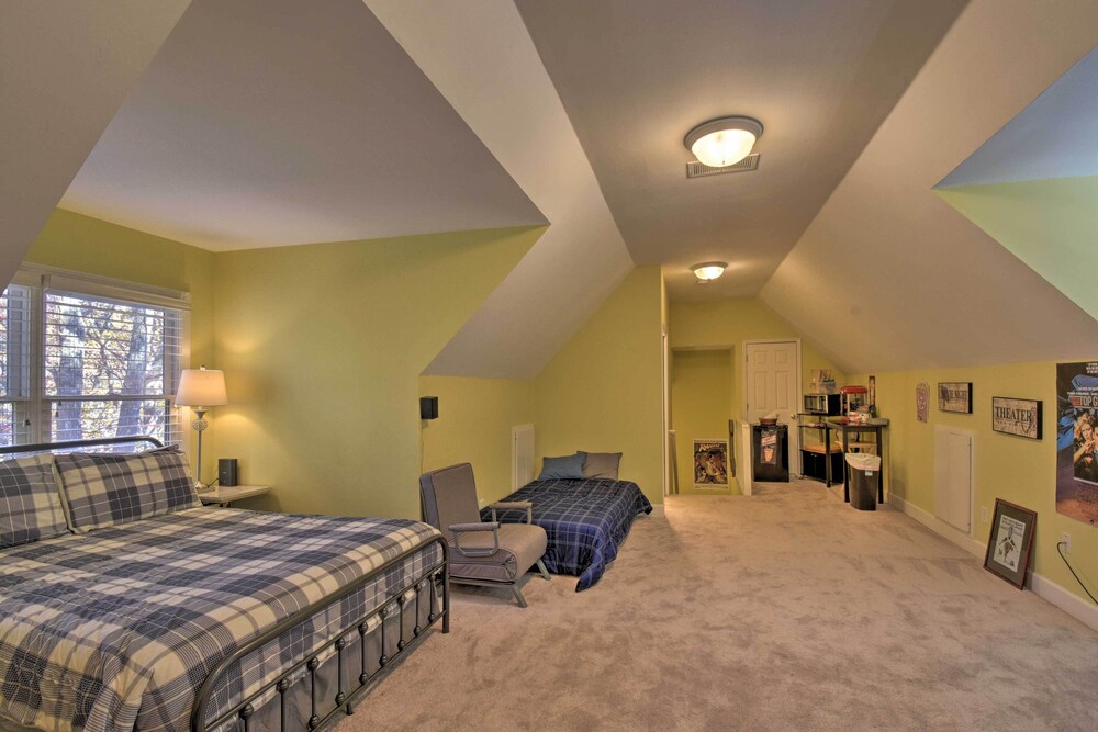 Beautiful Bent Tree Apt w/ Community Perks!