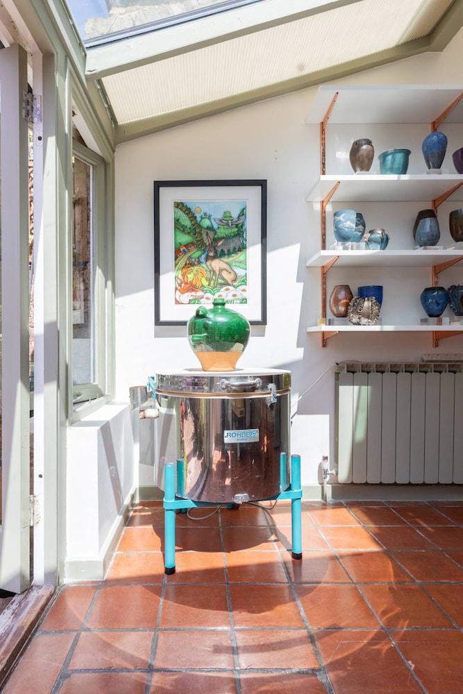 Lilyville Road III by Onefinestay