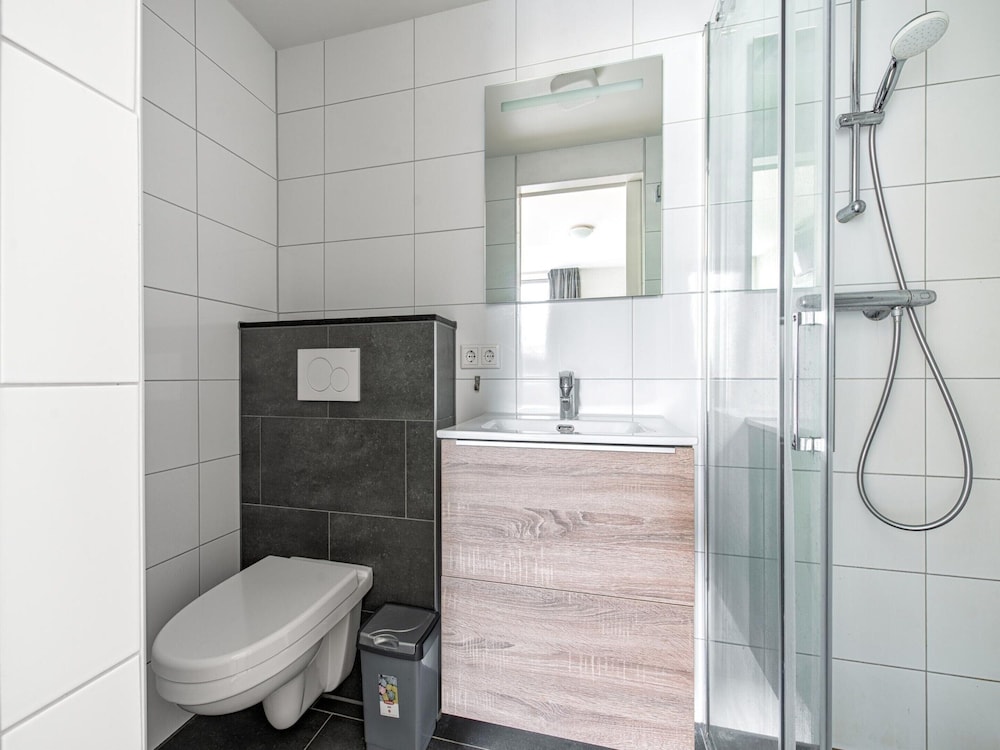 Cozy Bungalow Sauna Valkenburg