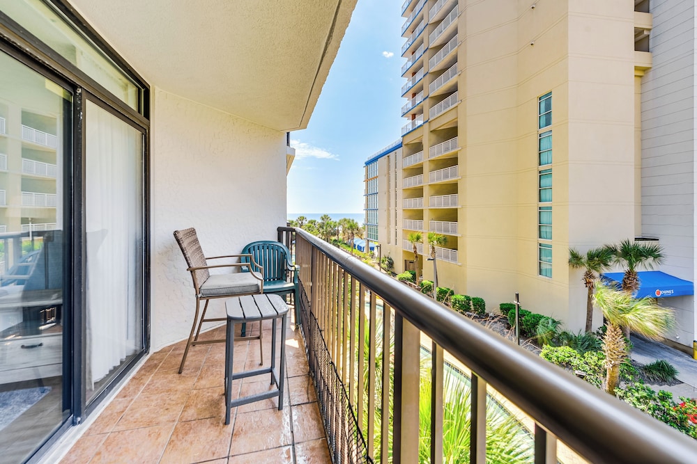 Ocean Access & Resort Perks: Myrtle Beach Condo