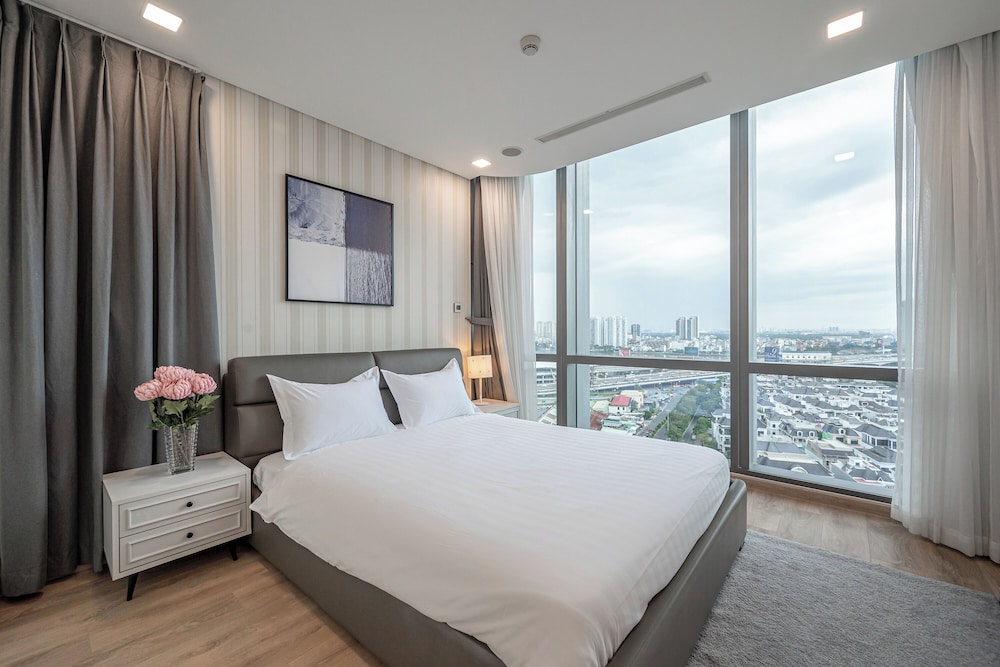 Landmark 81 & Vinhomes - ZEN Saigon Citypoint.