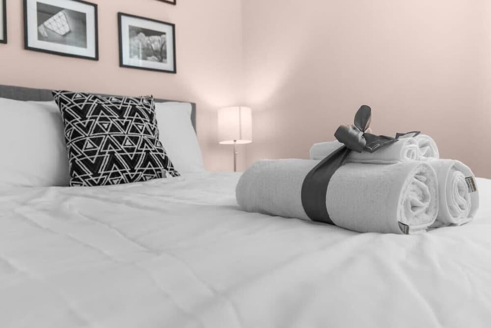 57th Blushing Bungalow