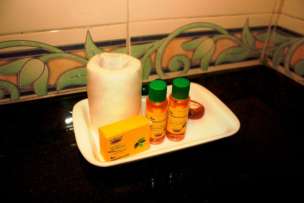 Fabhotel Dream Villa