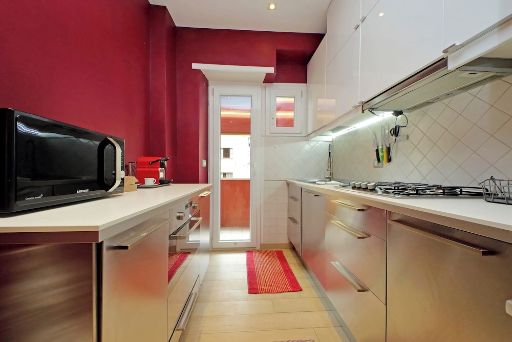 Trendy Flat near Marconi