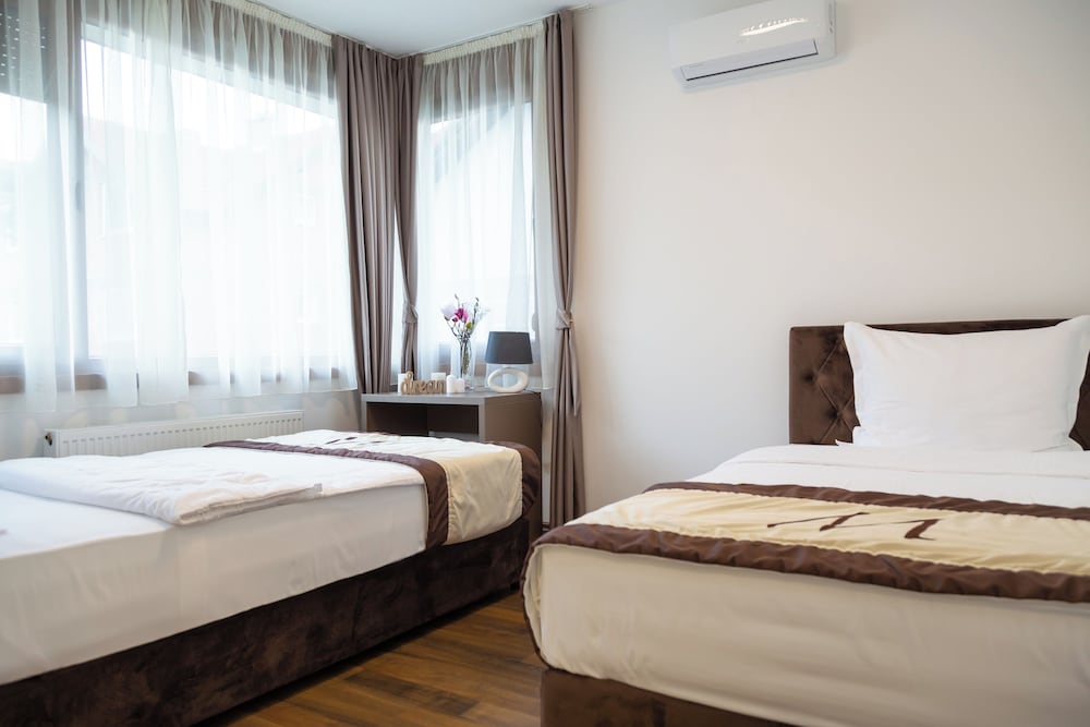 Malak Resort
