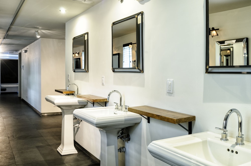 Posh South Beach Hostel