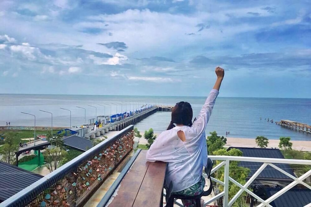 Jetty Huahin Hostel