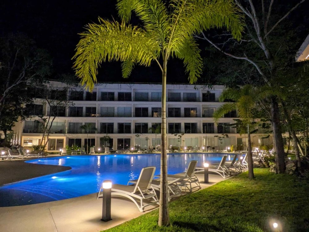 Stylish Playacar Condos w Balcony & Pool