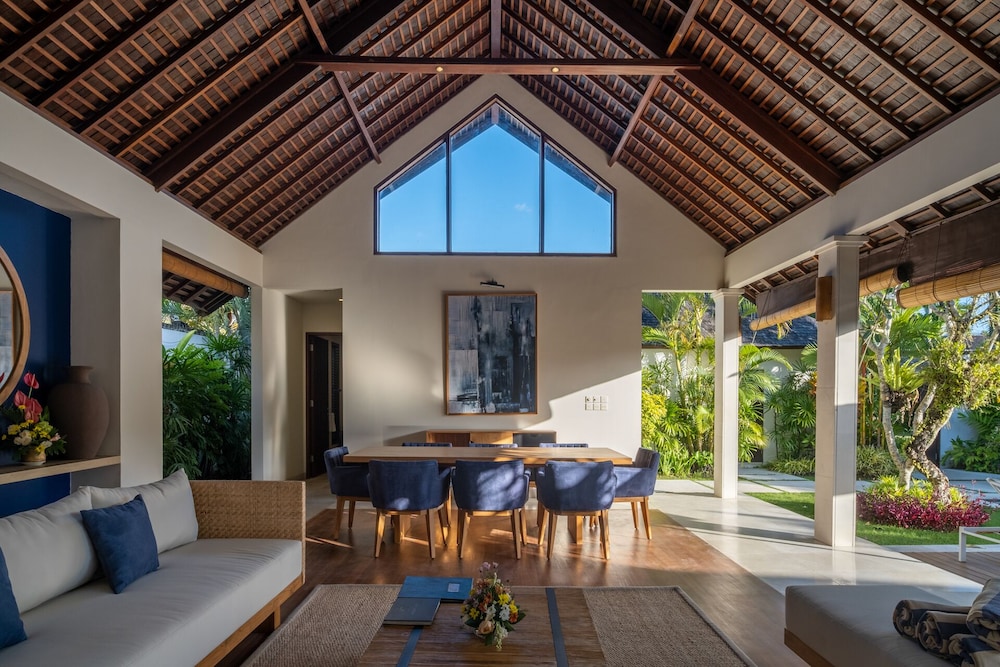 Saba Villa