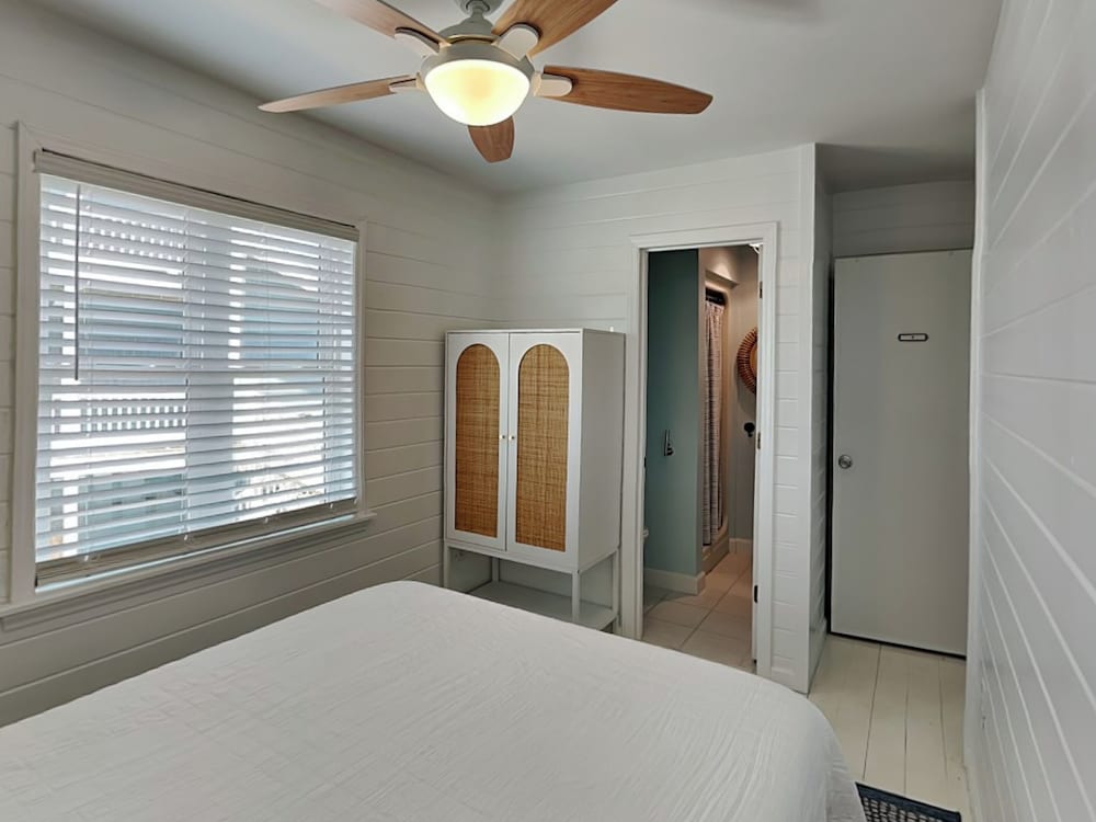 The Last Dollar Cottage by Topsail Realty