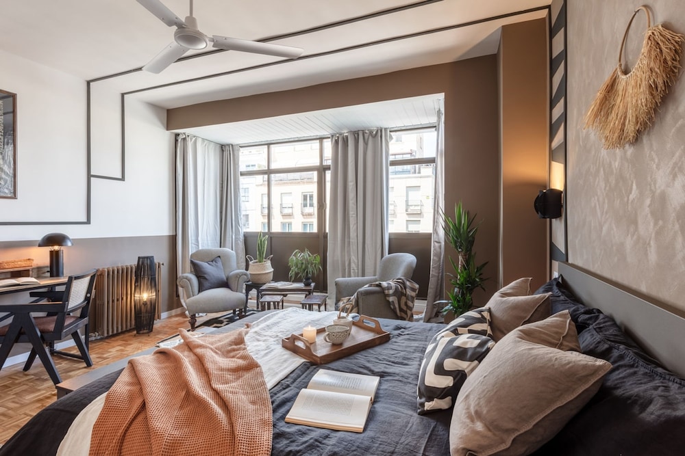 Bechar - 2 Bedrooms in Castellana