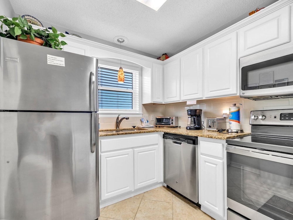 Beachside Villas 613
