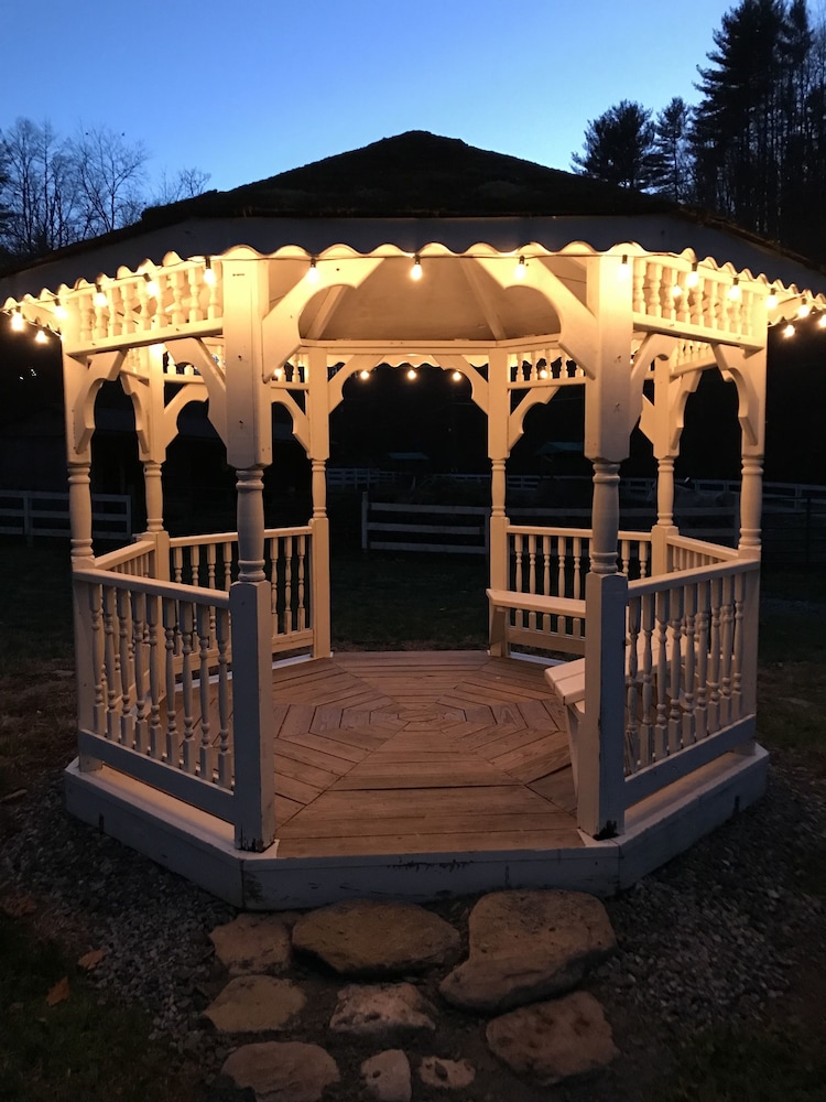 Valle Crucis Farm