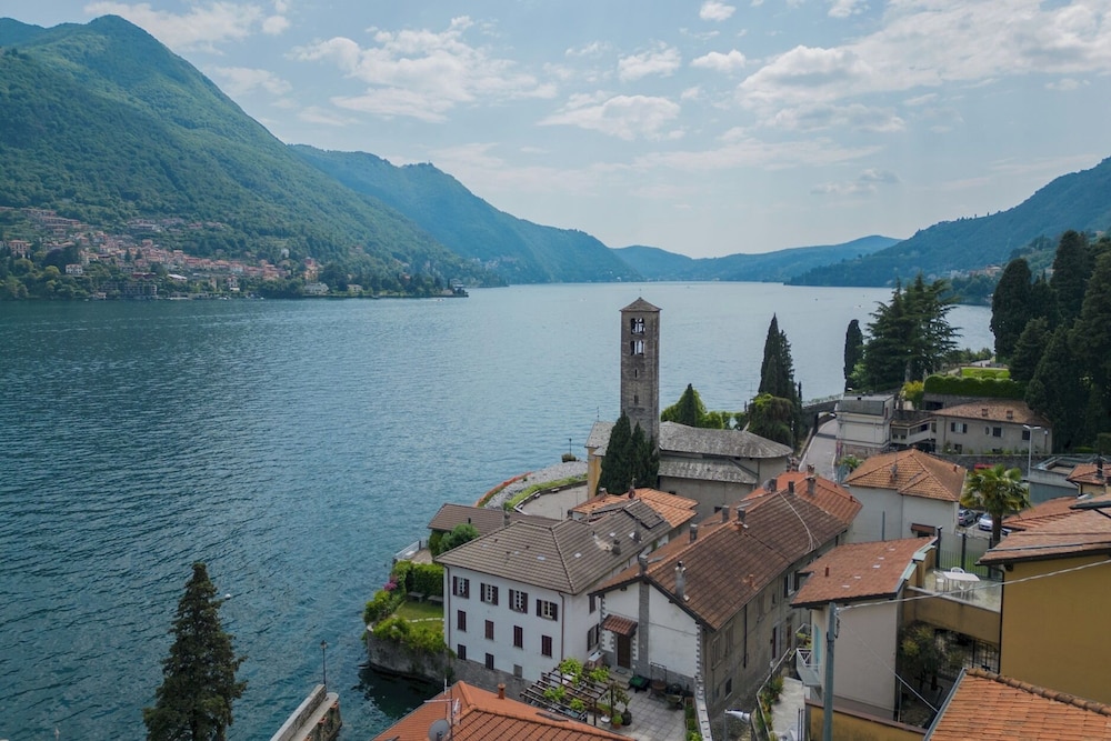 Vista Lario by Rent all Como