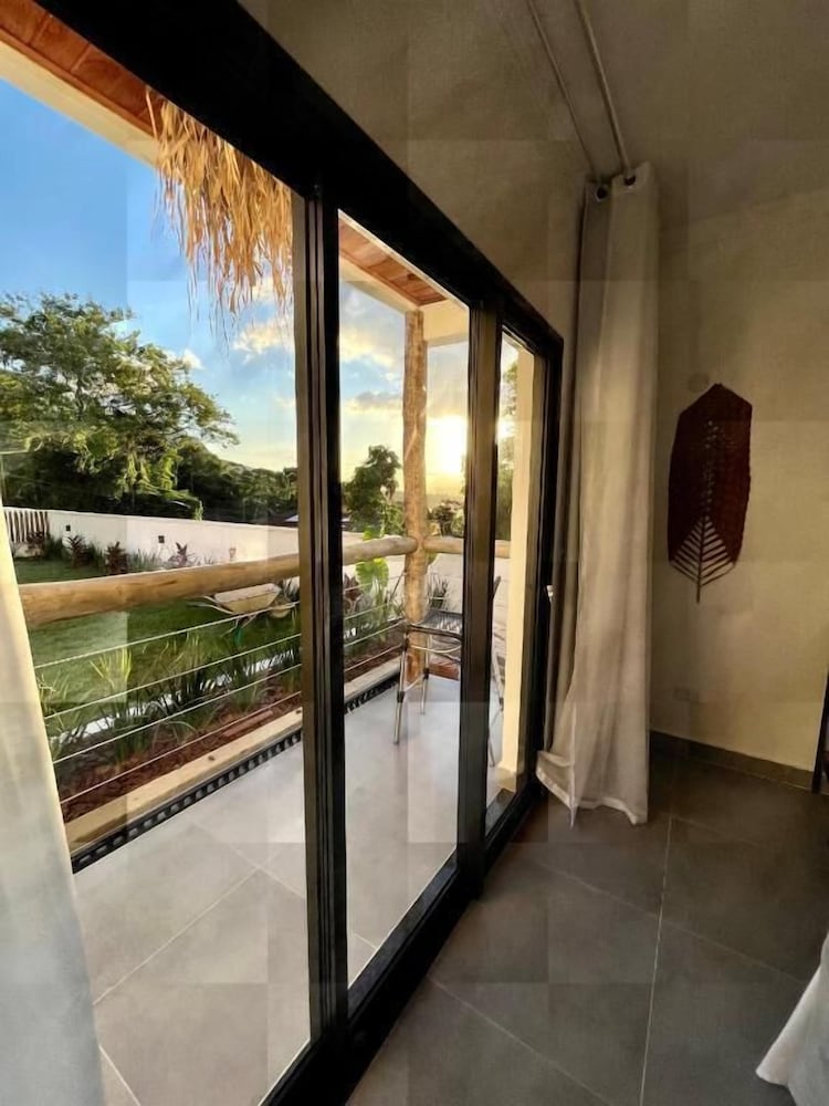 Santomar Guest House