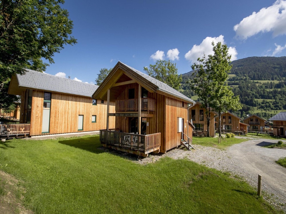 Attractive Chalet on the Slopes