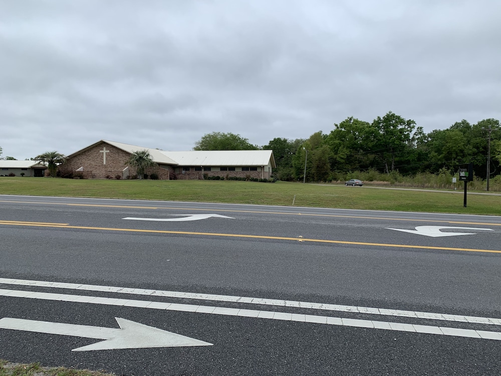 Lake City Vacations - Motel 8 Lake City - Property Image 5