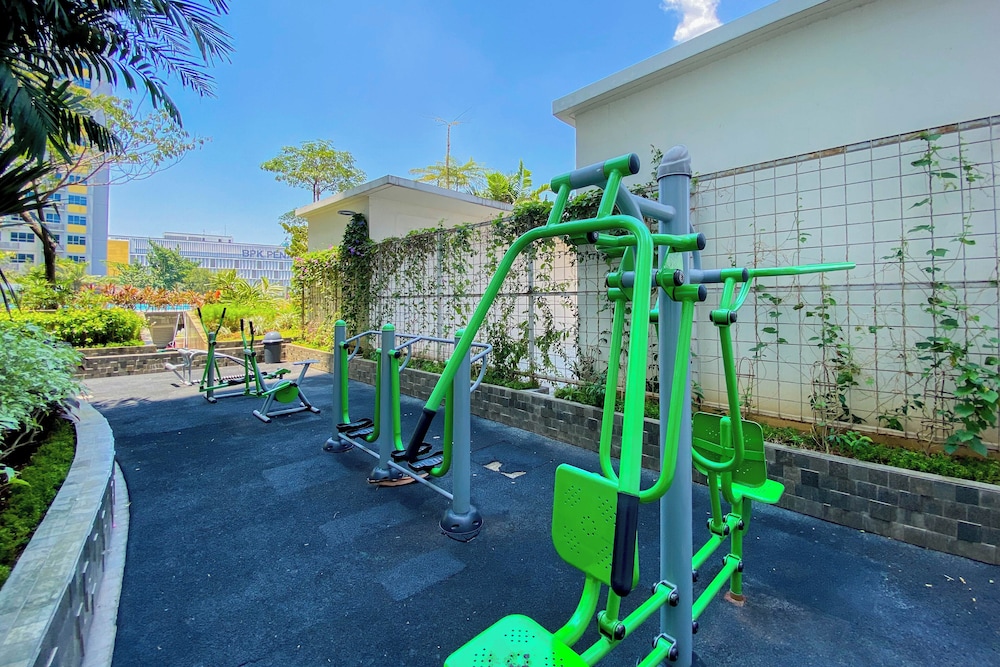 Good Location And Simply Studio Springlake Summarecon Bekasi Apartment