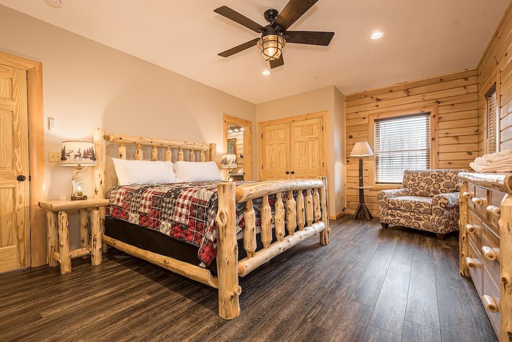 Mountain Crest Lodge - Property Image 33