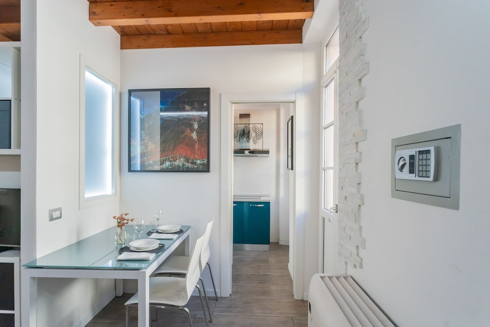 Domus 2 in Como in Como