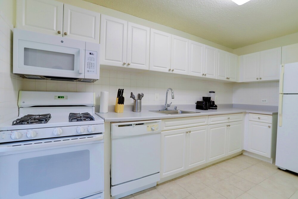 Close to Airport in Crystal City