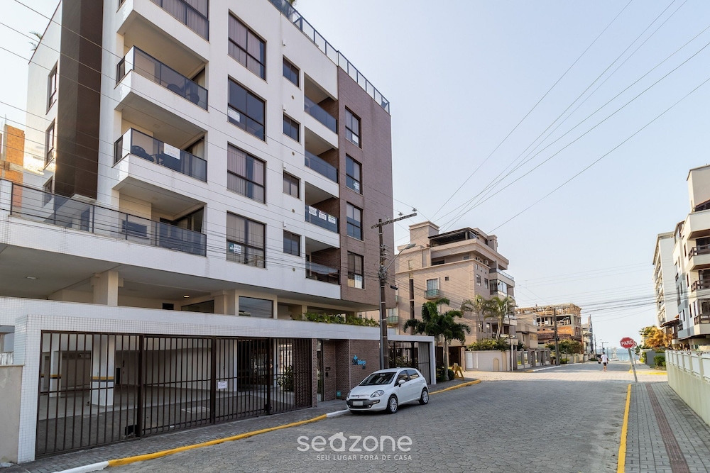 CSD - Apartments Near Bombas Beach