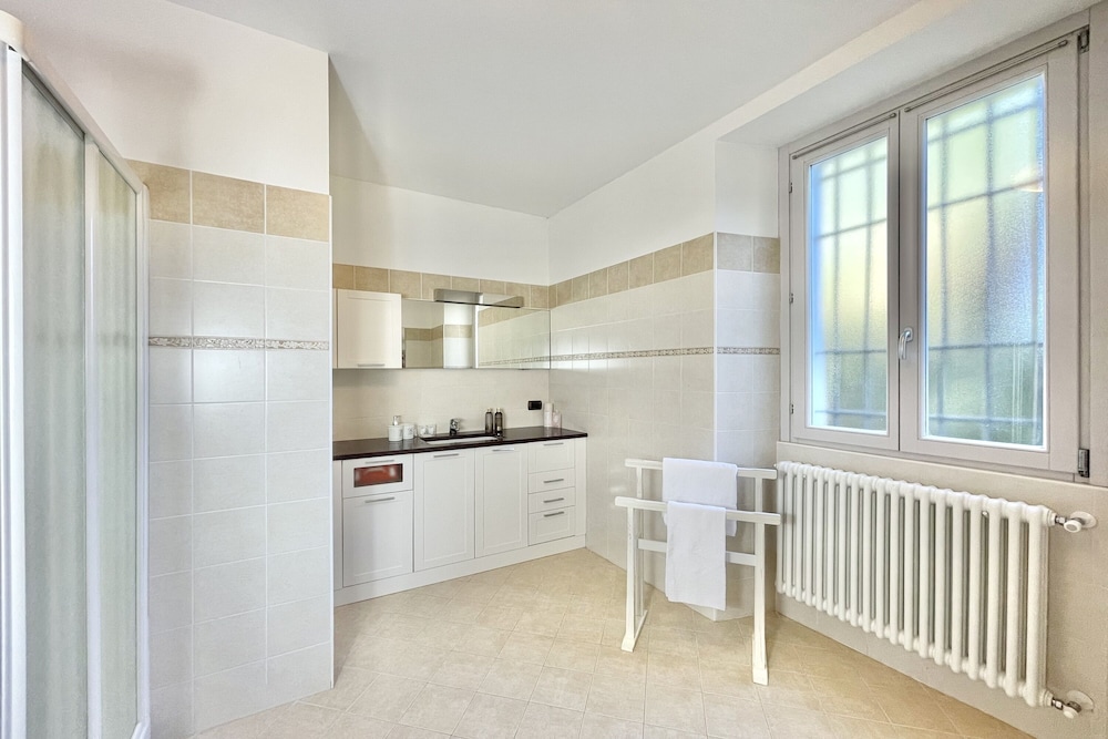 Palazzo Castelletto en Menaggio — bathroom