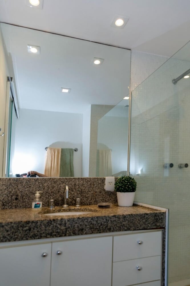Attractive in Barra da Tijuca With a View As1602 view 4
