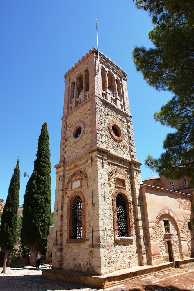 Photo 33