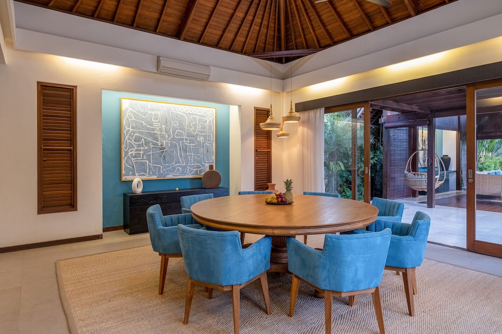 Saba Villa