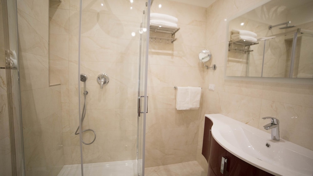 St. Peter Area Luxury Suites