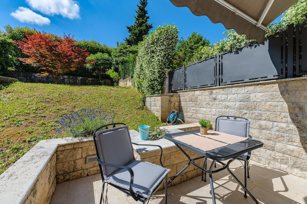 Apartment in Porec Near Rock Beach